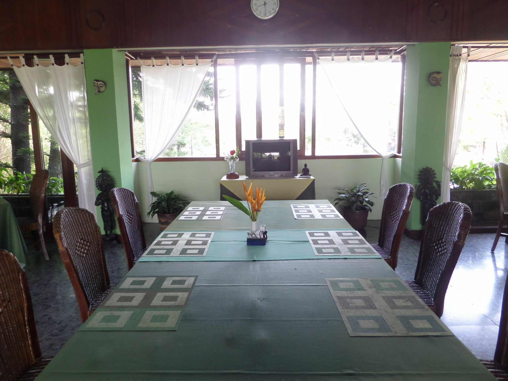 Poeri Devata Resort Hotel 普兰巴南 外观 照片